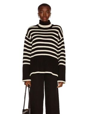 Black and Tan Oversized Pullover Sweater